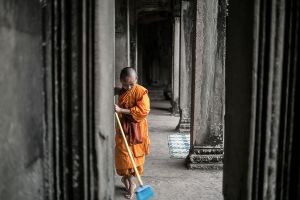 stefano majno wat po cambodia monastery buddhism buddhist daily life young monk angkor wat.jpg